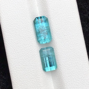Lote de piedras de turmalina facetadas de color azul laguna natural de 5,7 quilates originarias de Afganistán.