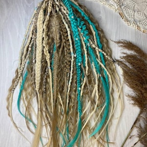 Boho synthetic braids set in turquoise and beige | Handmade textured synthetic dreadlocks with beads and curls | Festival hair extensions