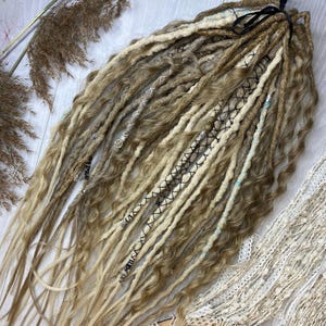 Beige Blonde Textured Boho Dreadlock Set with Curls, Crochet DE Dreads with Beads and Wraps, Double Ended Festival Dreads