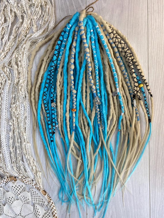 Blond & Blue Synthetic Dreads: DE/SE Hair Extensions - Etsy display picture 2