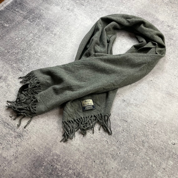Acne Studios Unisex Oversized Mid Weight Lambs Wool Grey Scarf