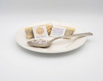 Té Heart Hug, 5 bolsitas de té de hierbas, té formulado por herbolarios para el apoyo del corazón, orgánico (flor de la pasión, bayas de espino, hibisco, escaramujos)