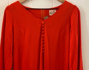 Incredible 60’s mod mini Nancy B red dress long sleeves round buttons