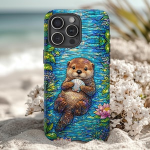 Funda para móvil con diseño de nutria marina y concha / Diseño artístico de nutria con nenúfares