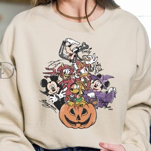 Disney Halloween Mickey And Friends Signatures Sweatshirt,Walt Disney World Sweatshirt, Disney Family Sweatshirt,Disney Halloween Sweatshirt