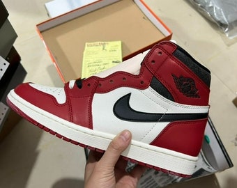 Jordan 1 |Retro High OG Chicago Lost and Found