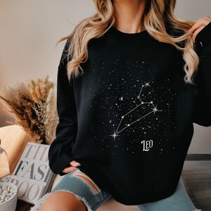 Unisex Leo Sternzeichen Sternzeichen Himmlisch Sweatshirt, Astrologie Astro Vintage Pullover, Stilvolles Chic Top, Einzigartiges Geburtstagsgeschenk