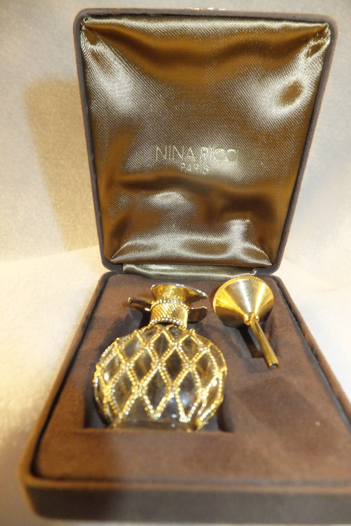 Vintage Nina Ricci Paris Perfume Bottle W Funnel Inn Original Box - Etsy