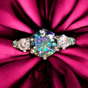 5 stone 4ctw Round Moissanite Rainbow Green, Brilliant Cut custom Ring. Color D VVS1 GRA Certified. 4CTW 5-Stone Round Moissanite Ring
