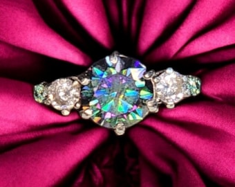 5 stone 4ctw Round Moissanite Rainbow Green, Brilliant Cut custom Ring. Color D VVS1 GRA Certified. 4CTW 5-Stone Round Moissanite Ring