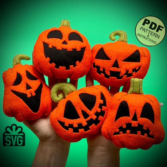 Felt Pumpkin Sewing Pattern, Halloween Ornament (PDF & SVG)