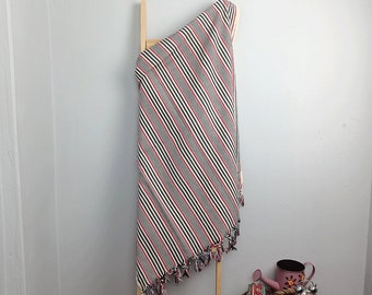 Handmade Turkish Towel - Beach Towel - Elegant Handwoven Black Loom Towel - 90x180 cm, Cotton, 300g