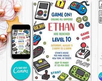 Può includere: Un invito colorato per una festa di compleanno a tema videogiochi. L'invito presenta un'illustrazione in stile cartone animato di controller per videogiochi, joystick e una console per videogiochi. Il testo sull'invito recita: "Game On! Calling all gamers! Ethan ha raggiunto il livello 10. Sabato 9 agosto, dalle 15:00 alle 17:00. Casa di Ethan, 456 Park Avenue, New York, NY 100220. RSVP a Mandy al 123-456-7890."