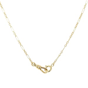 Quinney Collection's handcrafted gold filled Albert necklace, features a classic trombone link and a distinctive vintage style dog clip clasp. This piece is a modern homage to the timeless pocket watch chain, offering both style and practicality.