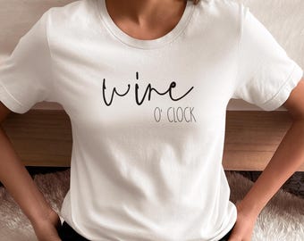 ワインタイムTシャツ、面白いレディースワインTシャツ、ワインタイムTシャツ、楽しいワインTシャツ、レディース飲酒Tシャツ、ワインギフトシャツ