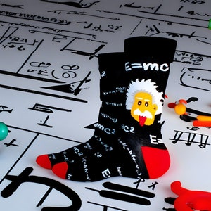 E=MC2 ALBERT EINSTEIN SCIENCE Fun Dress Socks Novelty Crew Socks Crazy Funky Socks Men&#39;s Socks Unisex Socks Fun Valentines Day Gift