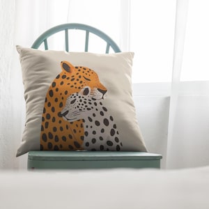 Leopard print Square Pillow, Animal Print Cushion, Decorative cat lovers Pillow, wild animal pillow, jungle pillow, leopard couple cushion