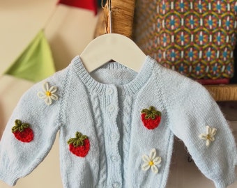 Ready made newborn-3mth baby announcement HAND EMBROIDERED and unique hand knitted jumper