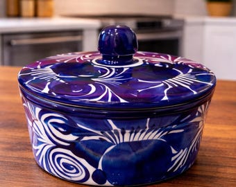 Handmade Blue Tortilla Warmer with Lid –Lead Free, Gift Ideas, Birthday Ideas | Kitchen decor | Serving Bowl with Lid