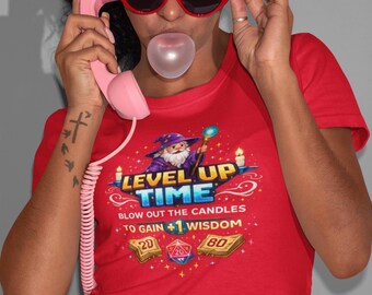 Camiseta de cumpleaños de mago, hora de subir de nivel, camiseta de dados de rol, regalo para gamers, camiseta +1 de sabiduría