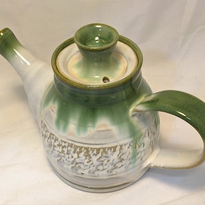 Green Goddess Tea Pot - 24 oz