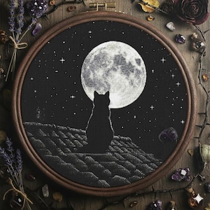 Black cat on the roof cross stitch pattern- cat cross stitch-patrones Punto de cruz- small cross stitch pattern - pattern keeper-home decor