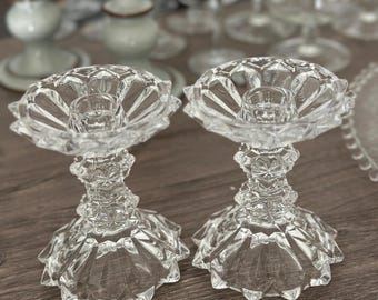 Candelabros antiguos de cristal de plomo Bleikristall, Alemania Occidental, par de portavelas de cristal tallado, elegante decoración de mesa