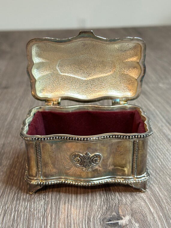 Silver trinket box indian Gem