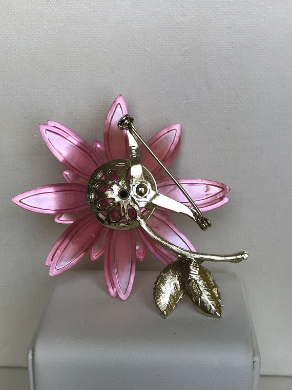 Vintage Coro Pink Flower Aurora Borealis Gold Ton… - image 3