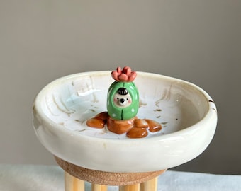 Cactus Jewelry display dish/Jewelry dish/ceramic trinket display/Ring dish/Cactus dish/Cactus Handmade Ceramic dish/Ceramic Jewelry dish