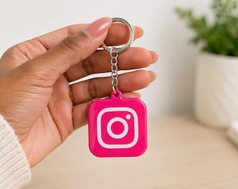 NFC Keychain | Social Media, Instagram, Facebook, TikTok, WhatsApp | PLA Material (Matte/Glossy)