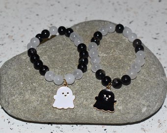 Pulsera de cuentas de cristal de la amistad con amuleto fantasma de cuarzo y turmalina negra
