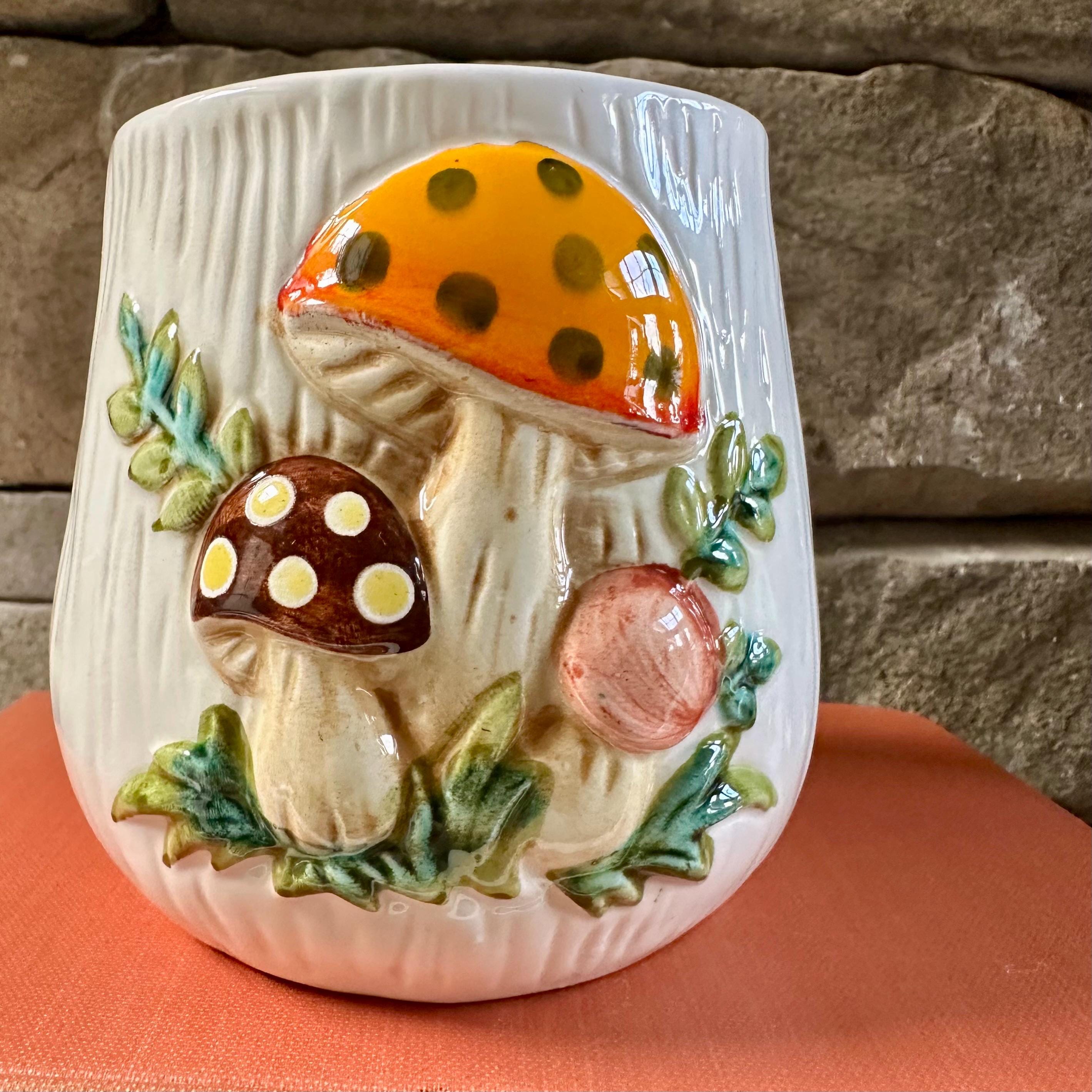 Merry Mushrooms ボウル 1977年製　陶器製 Merry Mushrooms ボウル 1977年製 陶器製 Merry Mushrooms ボウル 1977