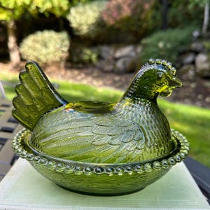 【送料無料】インディアンガラス 小物入れ ニワトリ Hen on Nest il_300x300.6337244548_ozv0.jpg