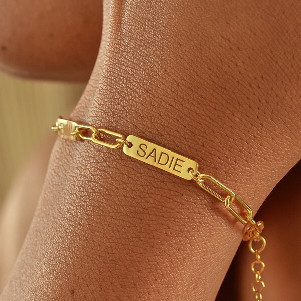 14K Gold Mom Bracelet , Mother's Day Gift , Name Bar Bracelet with Link Chain ,Paperclip Chain Bracelet for Mom ,Mama Bracelet ,Gift for Her