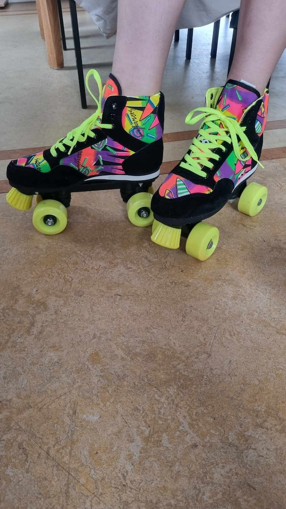 Lot Anciennes paire de patins à roulettes Germina - Collection