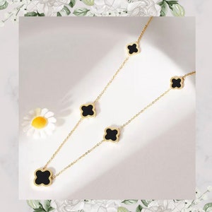 Collana con trifoglio placcata in oro giallo 18 carati per donna, ciondolo per lei con sacchetto regalo, biglietto e consegna - regalo perfetto per lei
