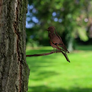 Handgefertigter Lärchen-Baumpfahl aus Corten Stahl Rostige Gartendeko Wetterfest & Einzigartig Handgemachte Gartenverzierung Langlebiges und stilvolles Dekor Bild 4