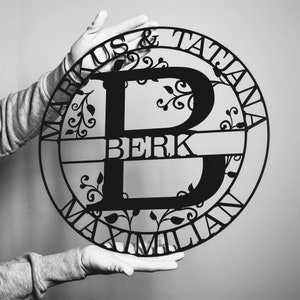Monogramm-Wanddeko | Personalisierte Metall-Wandkunst | Nachname-Schild | Familienname-Schild | Hochzeitsgeschenk | Individuelle Metallkunst