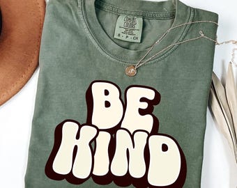 Camiseta "Be Kind Teacher" con colores cómodos - Regreso a clases