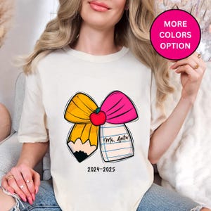 Benutzerdefinierte Lehrer Name T-Shirt, personalisiertes Lehrer Geschenk Bild 5