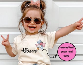 Camiseta personalizada con nombre y grado, bonita camiseta de regreso a clases para niñas, camiseta escolar para niñas, camiseta del primer día de clases, camiseta escolar, camiseta tipo lápiz para niños