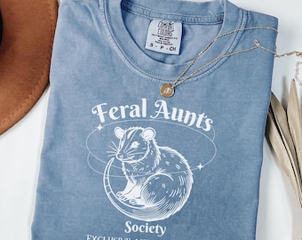 Feral Aunt Opossum Society Shirt - Pregnancy Reveal Auntie Tee