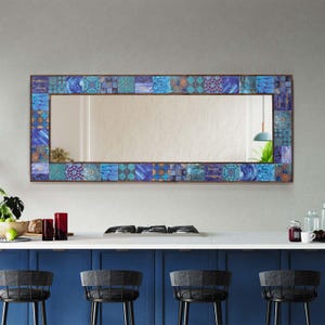 Großer Wandspiegel aus Travertin-Naturstein & Walnuss - 150cm - Handgefertigtes Luxus-Design