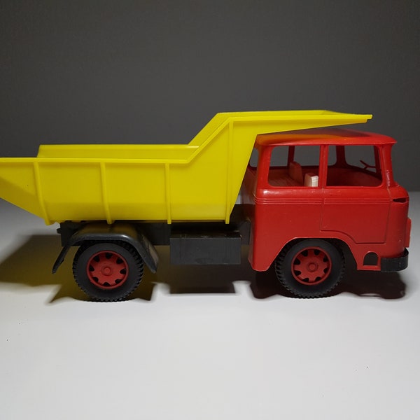 Vintage DDR LKW Kipper Plastikauto Spielzeug Wagen Fahrzeug 70er Blechauto Ost Deutschland Auto