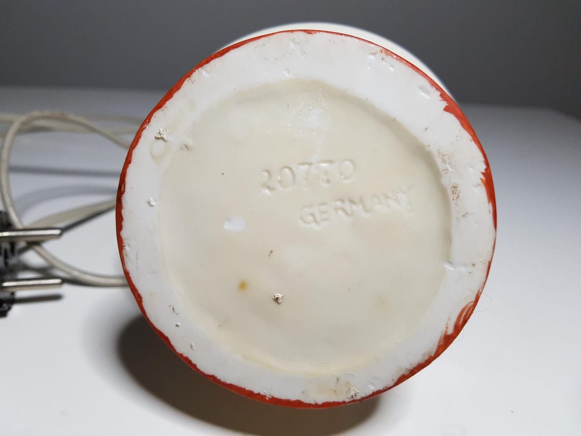 Vintage DDR Porzellan Tischlampe Rauchverzehrer, 1950s GDR Porcelain Lamp, Ostalgie Leuchte funktionsfähig, Mid Century, foto 4 di 4