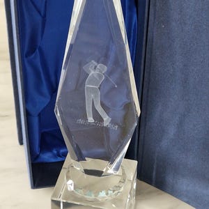 Personalised premium 23 cm diamond crystal golf trophy with laser etching. Comes in satin lined box.