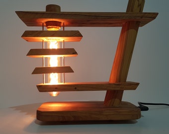 Handgemachte Kopfhörer Stand Tischlampe aus Olivenholz