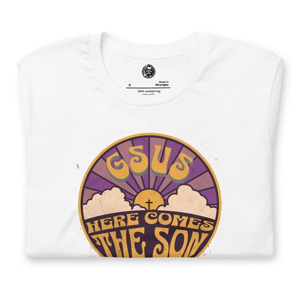 GSUS unisex Christian t-shirt with urban, casual, cool and modern style with "Here comes the son" message. Great gift for a Christian friend