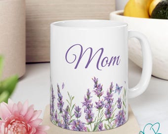 Tazza in ceramica floreale viola: regalo personalizzato per la mamma
